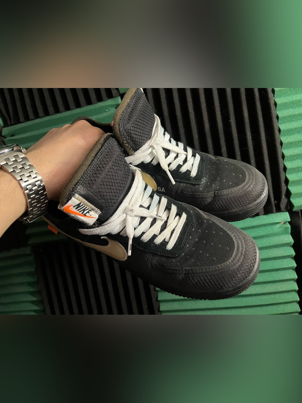Off White Air Force 1 Black
Size 11 - Picture 6 of 11